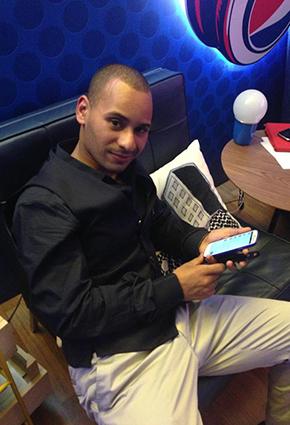 ما حقيقة نقل محمد الريفي إلى المستشفى؟